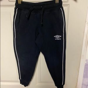 Kids Umbro Fleece pants Size XS (4-5)